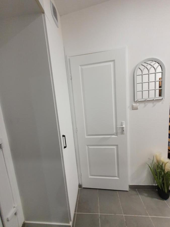 Le Paradis Iyedessil Dijon Exterior foto